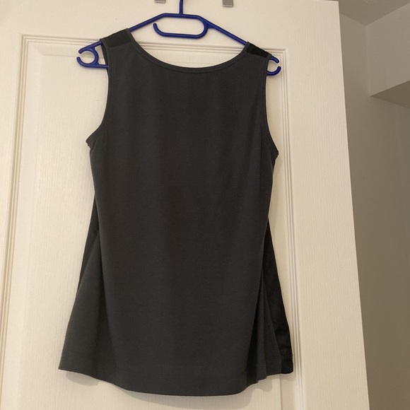 Silk singlet - Picture 4 of 4